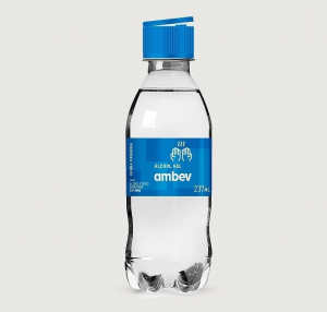 Alcool gel produzido pela Ambev durante a pandemia