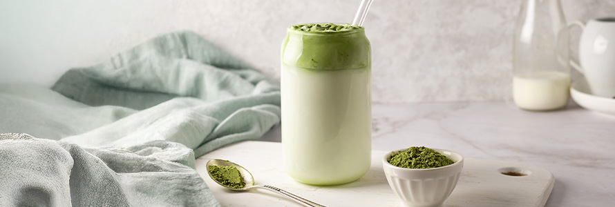 Bebida de yerba mate com leite.