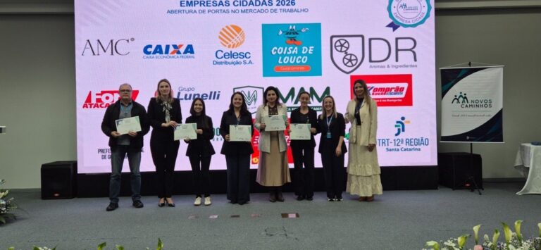 DR Aromas &amp; Ingredientes recebe reconhecimentos como Empresa Cidadã e Empresa Amiga do Programa Novos Caminhos, em Jaraguá do Sul 